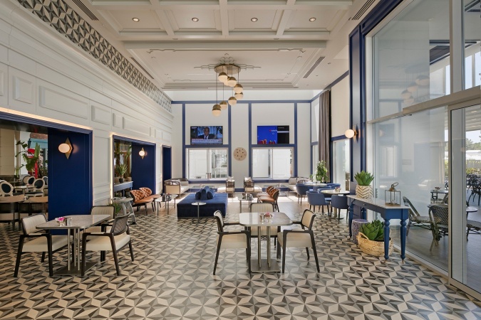 Caprice Patisserie & Bar