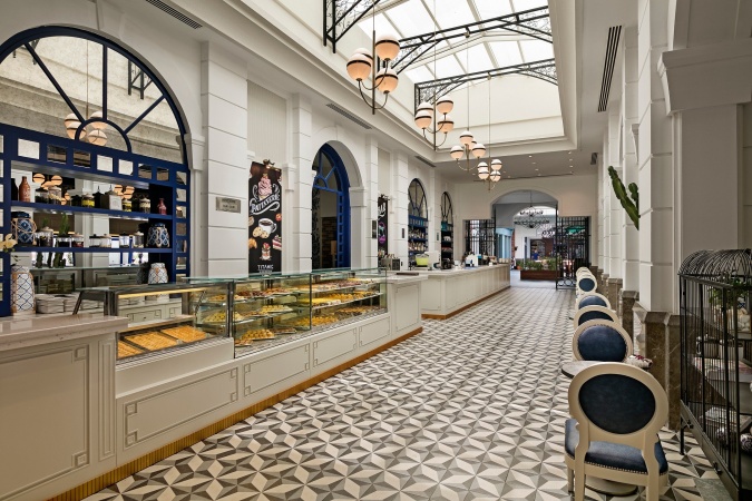 Caprice Patisserie & Bar