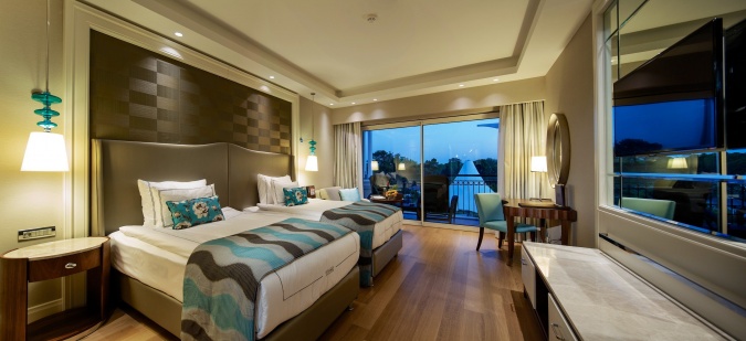 Family Pool Balcony Suite